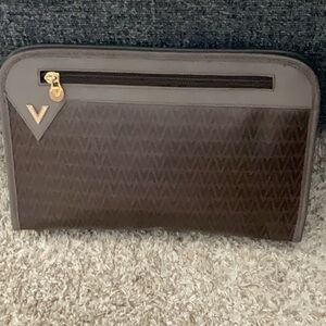 Mario Valentino CLUTCH Bag (1 callout)